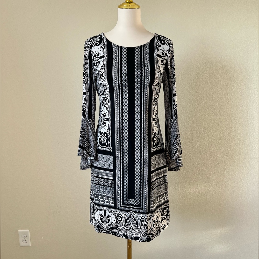INC International Concepts Black & White Paisley Bell‑Sleeve Shift Dress – S